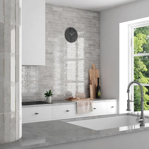 TRIBECA GREY WHISPER GLOSS SUBWAY 60X246MM V4 (26873)