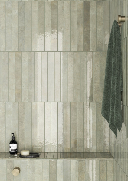 VERTICALE GREEN FIELD GLOSS 50X400MM 31923
